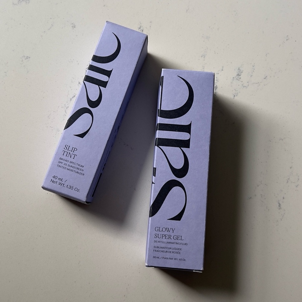 Saie Glowy SuperGel and Slip Tint